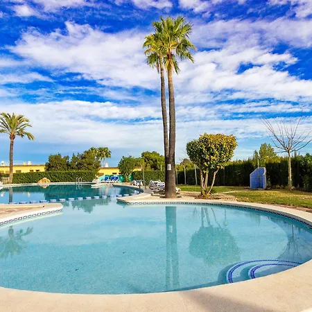 Cozy In With Wifi 別荘 デニア