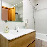 Cozy In With Wifi بيت للعطل