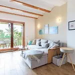 Cozy In With Wifi بيت للعطل